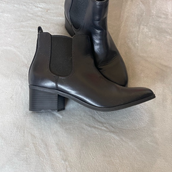 Leather booties - Picture 3 of 5